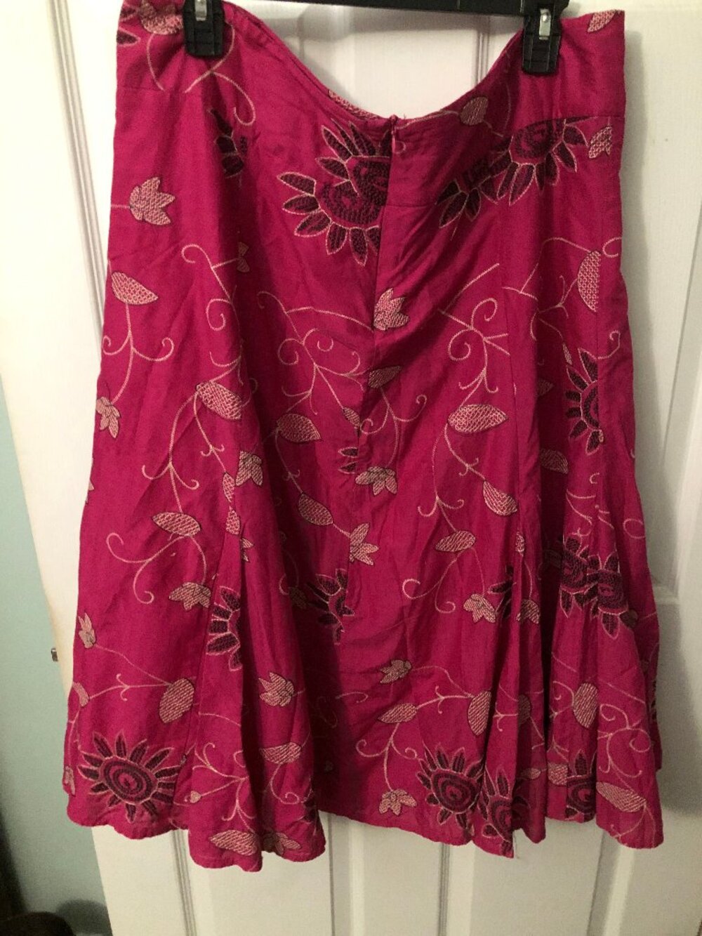 New Directions Fuschia Pink XL Embroidered Skirt